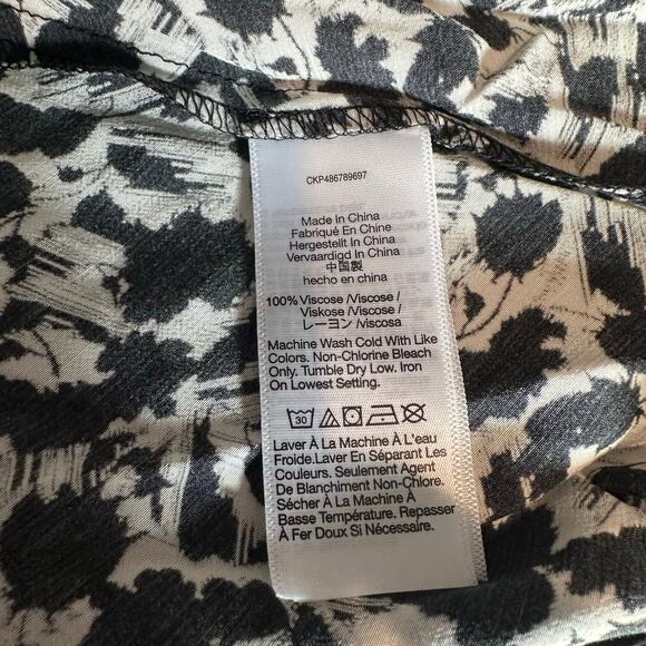 Madewell Women's Side-Slit Midi Skirt in Floral Crepe Black and White 8 NEW - Picture 10 of 13